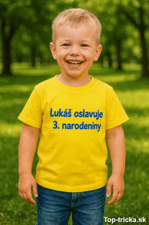 Detské tričko oslavuje narodeniny s ľubovoľným menom