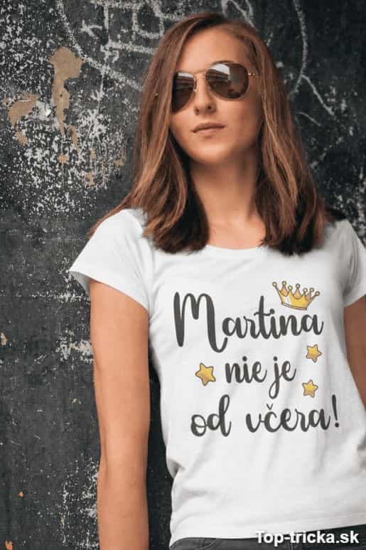 Vtipné tričko nie je od včera s ľubovoľným menom