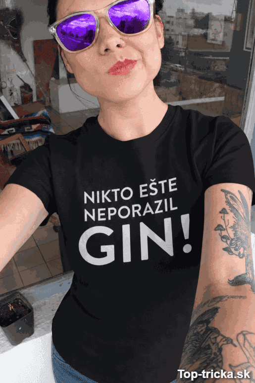 Vtipné tričko nikto ešte neporazil s ľubovoľným alkoholom