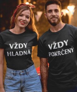 Tričká pre páry pokrčený a hladná