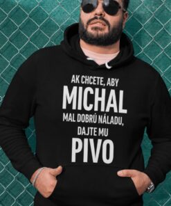Vtipná mikina dajte mu pivo s ľubovoľným menom