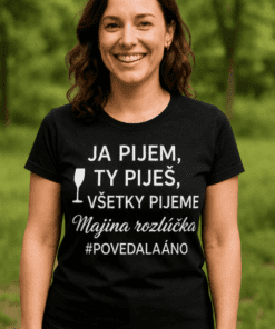 Vtipné tričko všetky pijeme s ľubovoľným menom